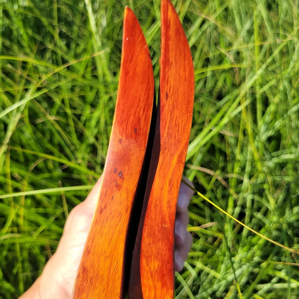 Wood Salad Serving Forks (Teak?) ~ Tropical Tiki Vibe ~ Entertaining ~ Nice!